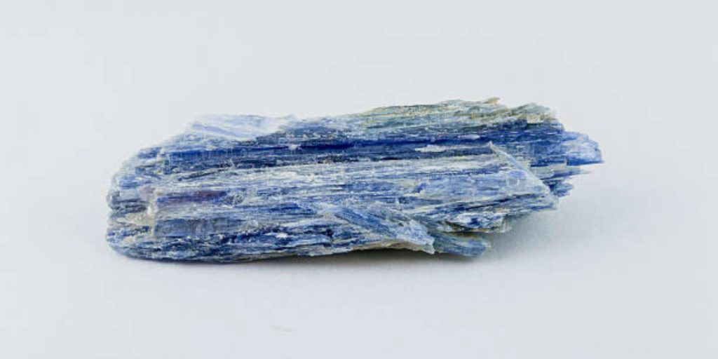 blue kyanite stone