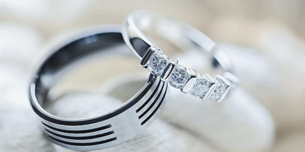 platinum ring for couple