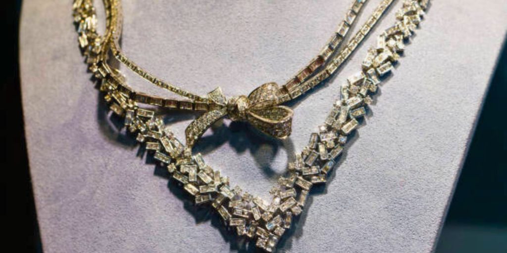 platinum necklace